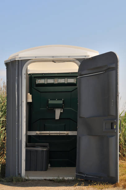 Best Wedding porta potty rental  in Kouts, IN